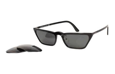 Ersatzgläser für Prada Brillen von Sunglass Fix™.